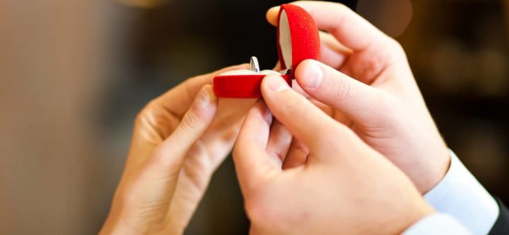 Ein Ring zur Verlobung